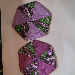 8" pot holders with a lavender design